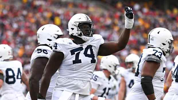 Penn State offensive tackle Olu Fashanu